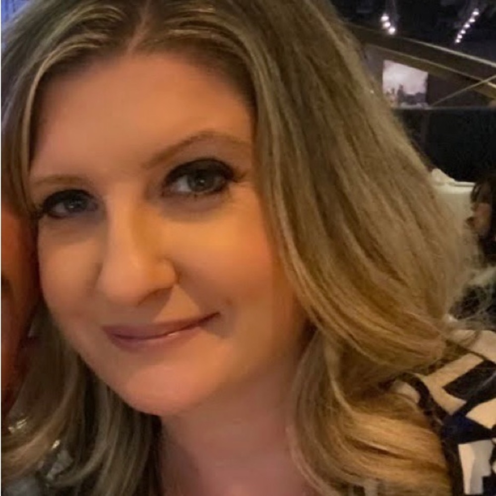 Meet your Posher, Christina